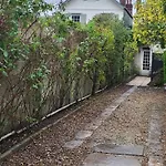 Apartment Rosebud